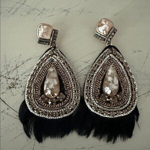 Stella & Dot Elegant Black and Gold Teardrop Statement Earrings